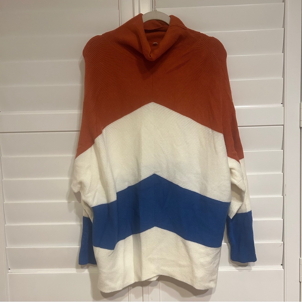 SHEIN Diagonal Block Print Turtleneck Ribbed Sweater White Rust Blue Size Small